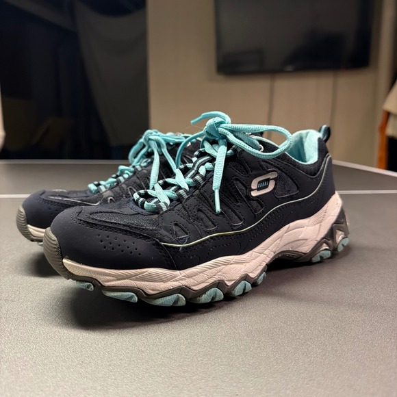 Skechers Shoes - Skechers D'Lites Memory Foam Women's Trail Walking Sneakers Black Blue Size 7.5